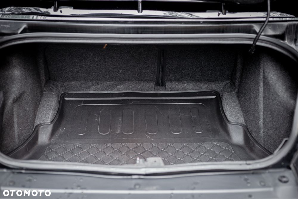 Dodge Challenger - 22