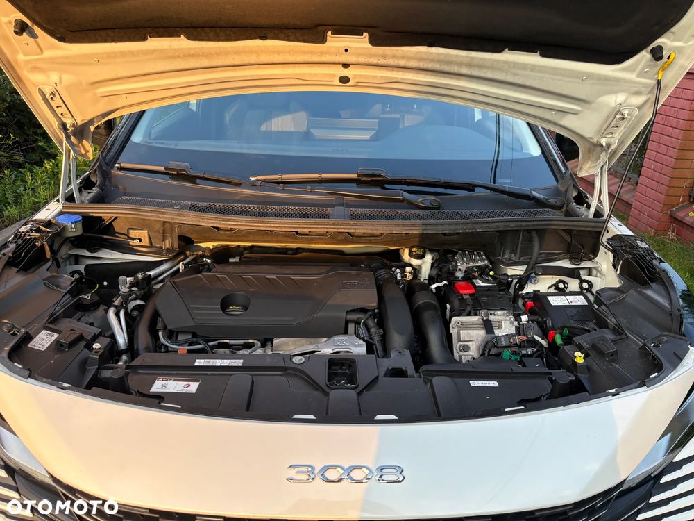 Peugeot 3008 225 e-EAT8 Allure Pack - 27