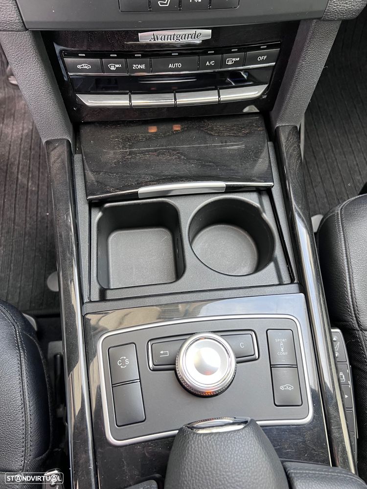 Mercedes-Benz E 350 - 15