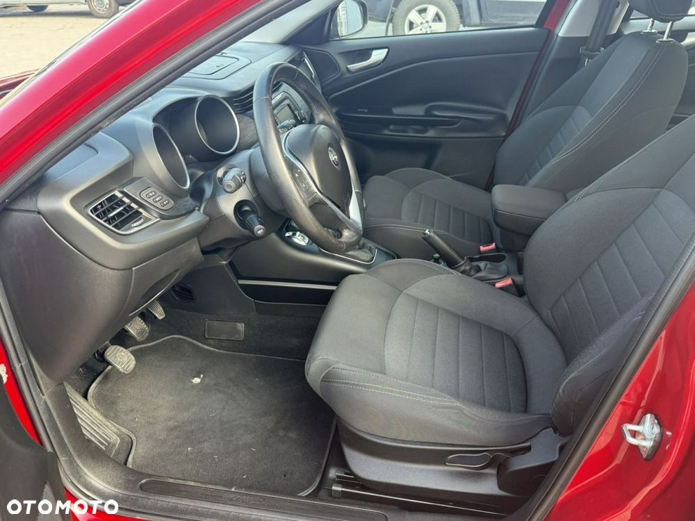 Alfa Romeo Giulietta 2.0 JTDM - 18