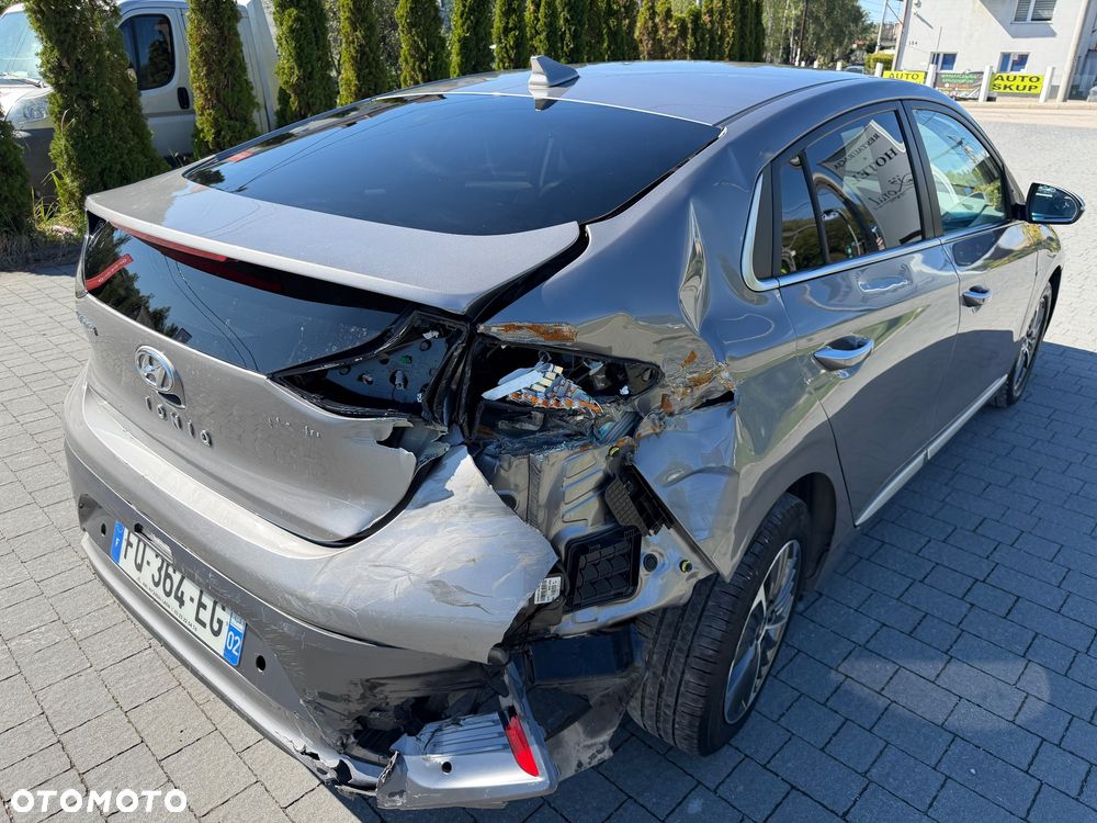 Hyundai IONIQ 1.6 GDI Premium - 4