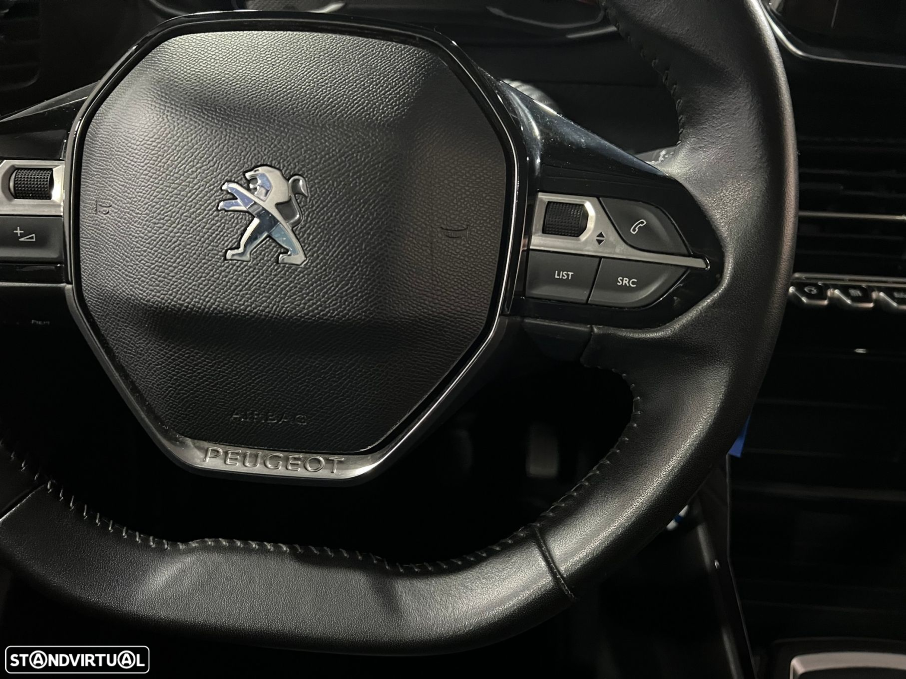 Peugeot 208 1.2 PureTech Active Pack - 17