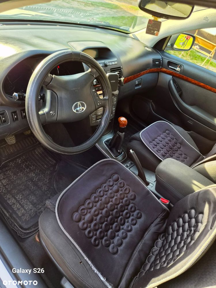 Toyota Avensis 2.0 D-4D Prestige - 7