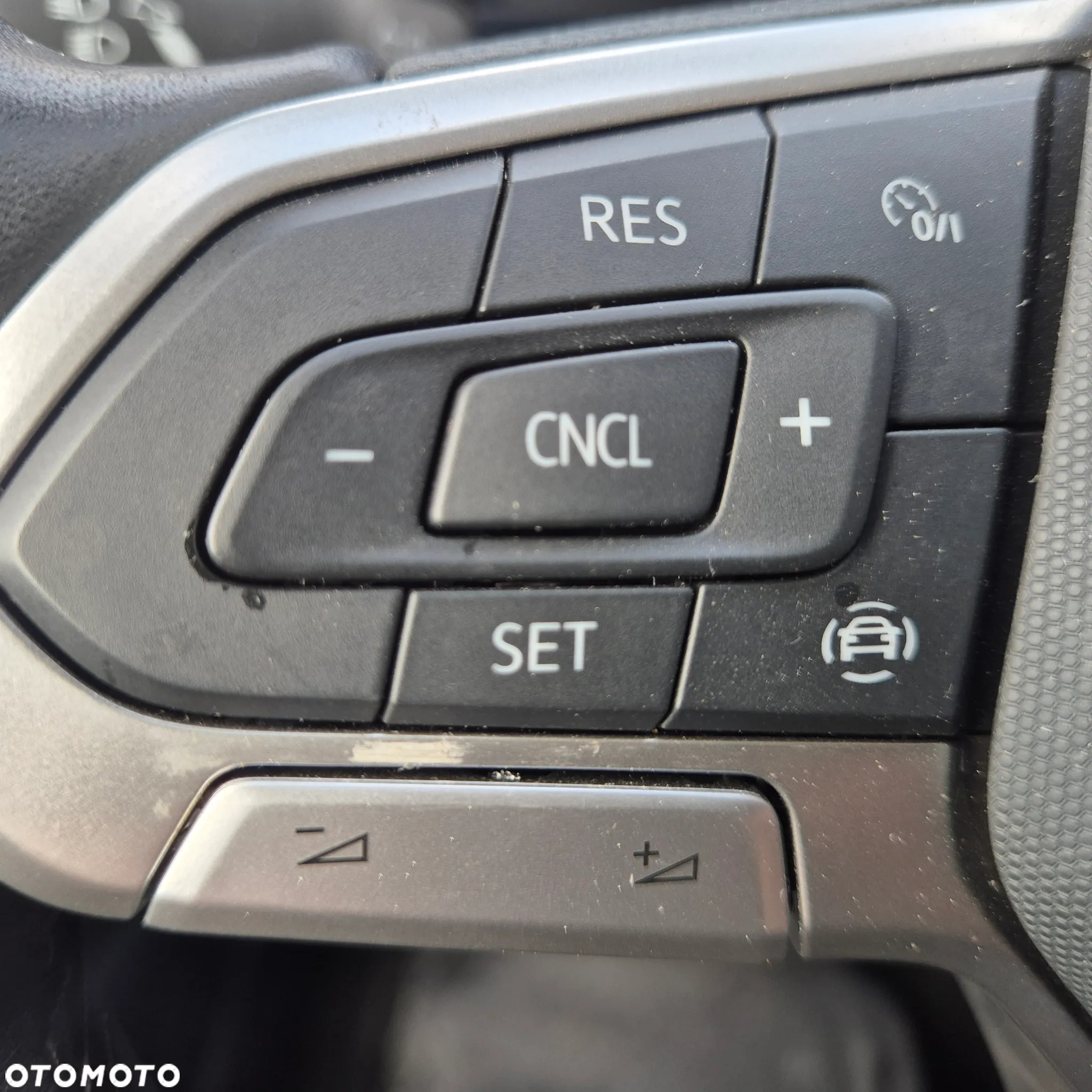 Volkswagen T-Cross 1.0 TSI Life - 24