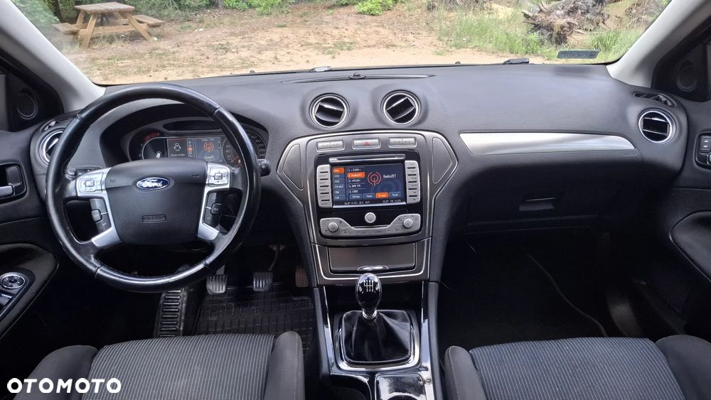 Ford Mondeo 2.0 TDCi Titanium - 12