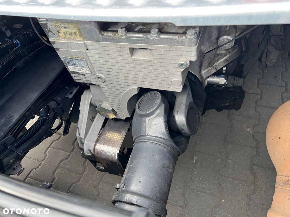 Renault T460 2018 bogate wyposażenie RETARDER spojlery klima postojowa lodówka wron-pol - 10