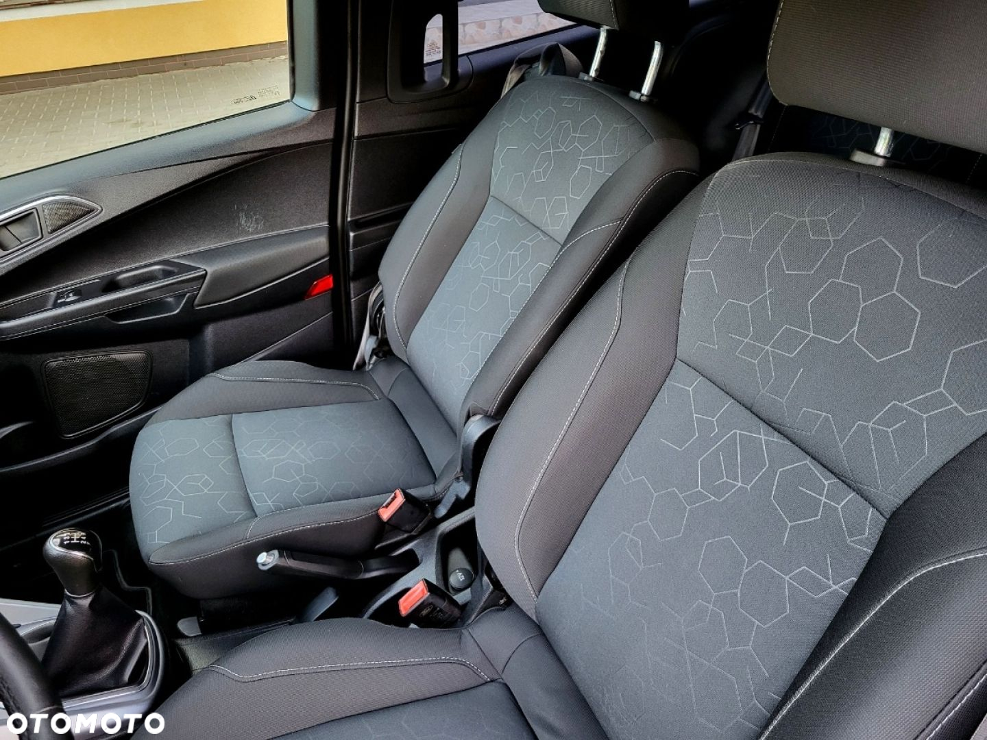 Ford B-MAX - 30