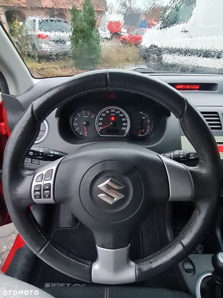 Suzuki Swift 1.3 GS - 10
