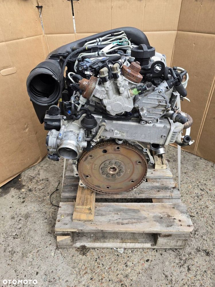 silnik kompletny volvo 2.4d d5244t17 nr mag 441937m - 5