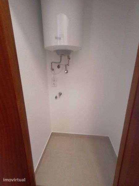 Arrendo T2 mobilado - Figueira da Foz - Grande imagem: 5/6