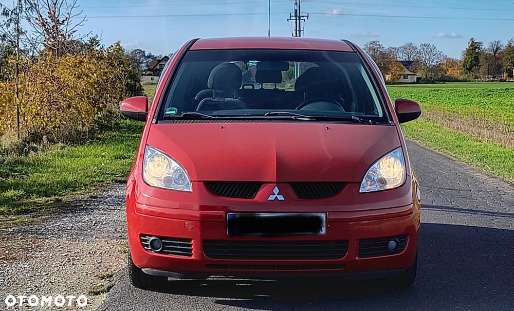 Mitsubishi Colt - 4