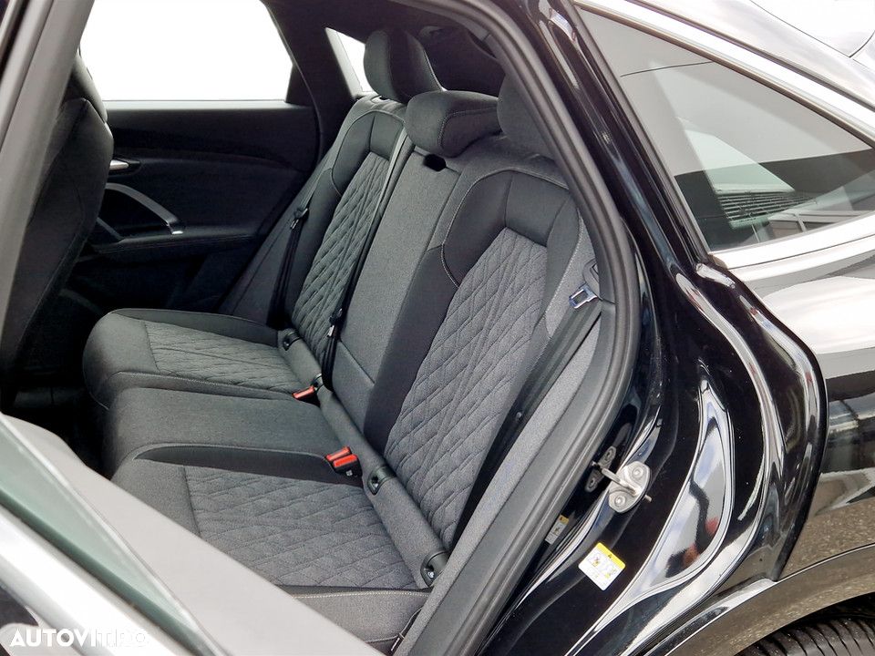 Audi Q5 40 TDI quattro S tronic MHEV - 13