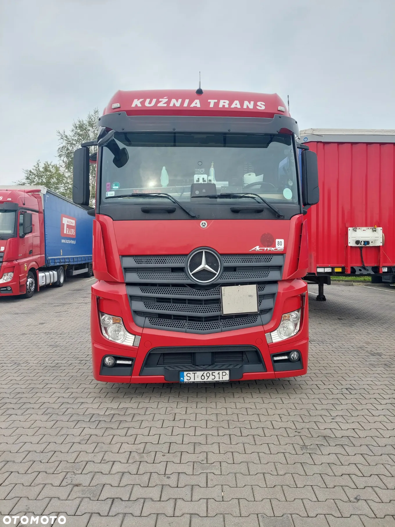 Mercedes-Benz Actros - 3
