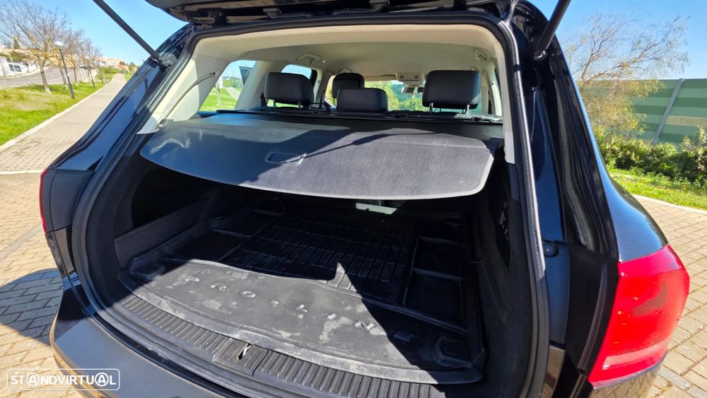 VW Touareg 3.0 TDI V6 Top Tiptronic - 10