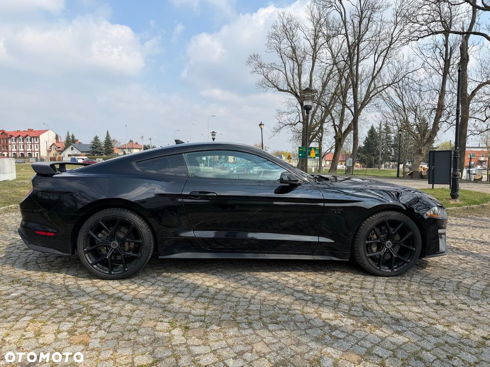 Ford Mustang 5.0 V8 GT - 5
