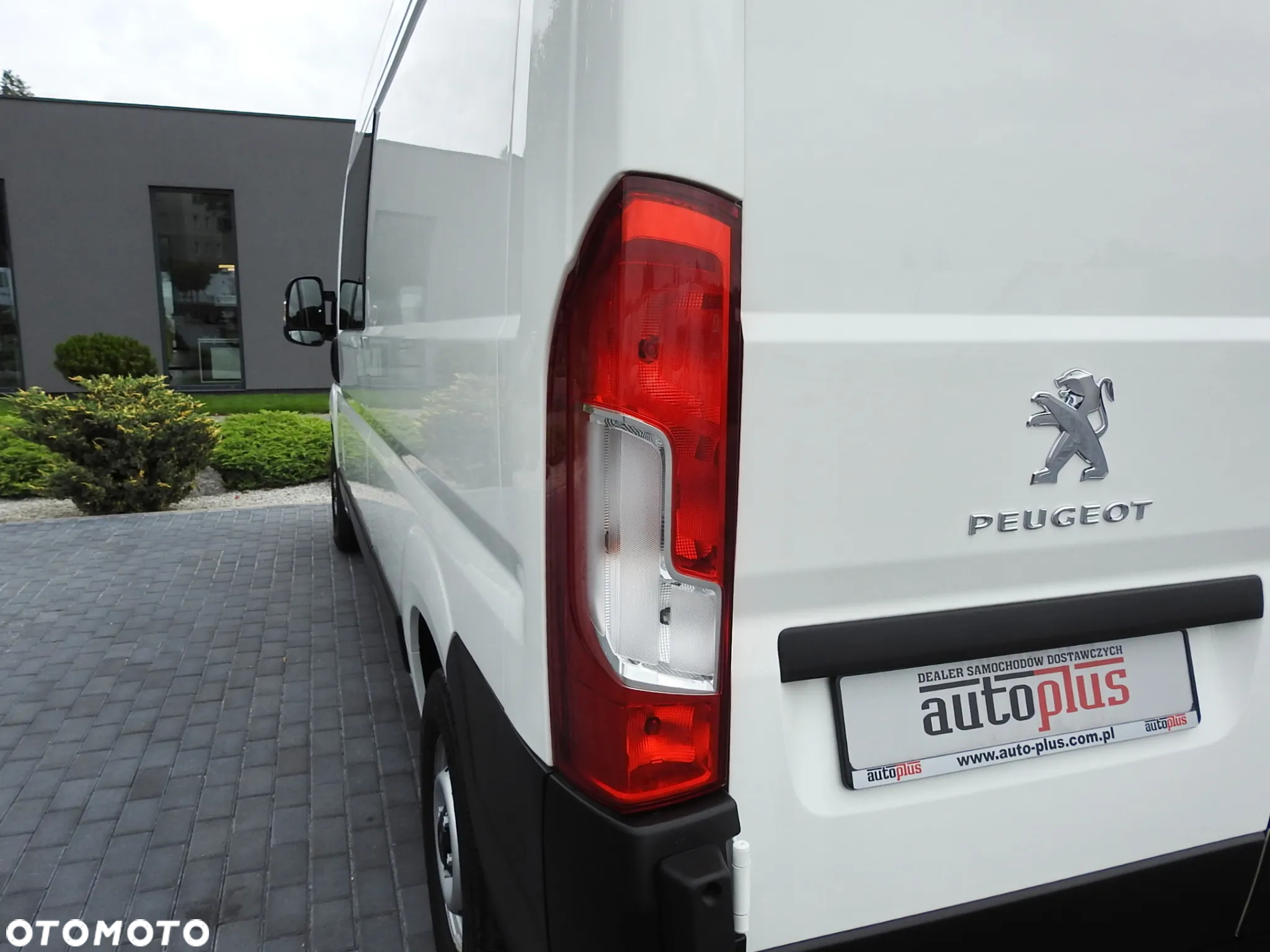 Peugeot BOXER FURGON BRYGADÓWKA 6 MIEJSC TEMPOMAT NAWIGACJA KLIMATYZACJA LEDY ASO 160KM [ H80381 ] - 17