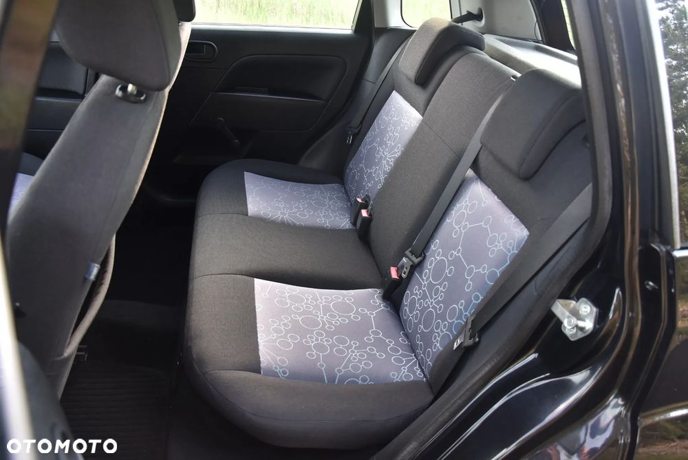 Ford Fiesta ver-1-3-black-magic - 7