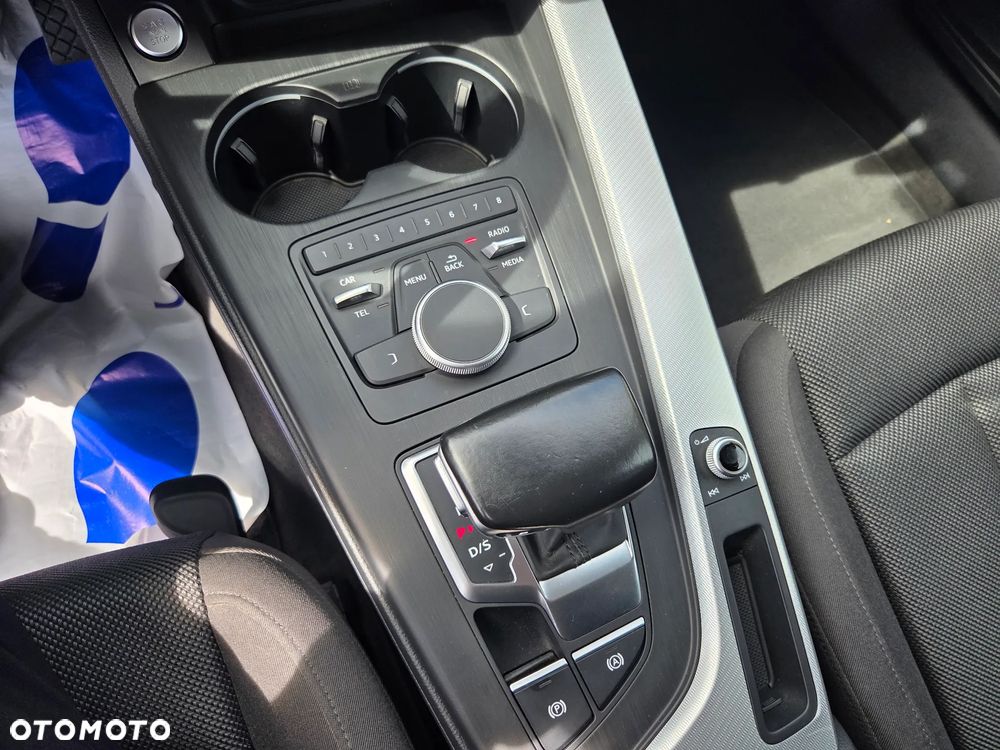 Audi A4 Avant 2.0 TDI Quattro Sport S tronic - 37