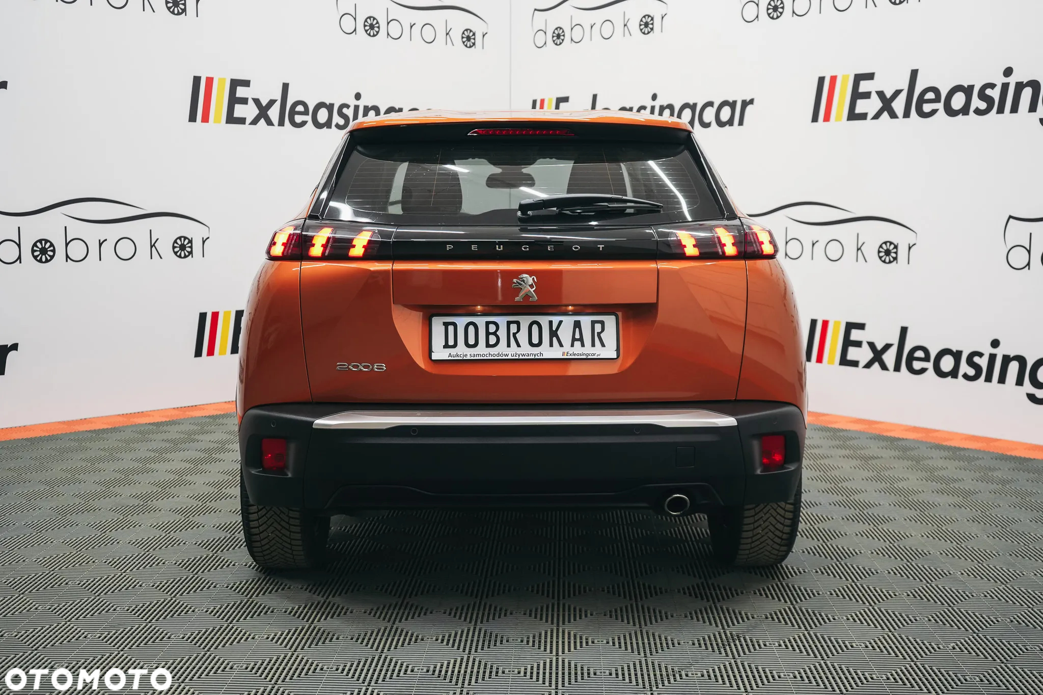 Peugeot 2008 1.5 BlueHDi Allure S&S EAT8 - 11