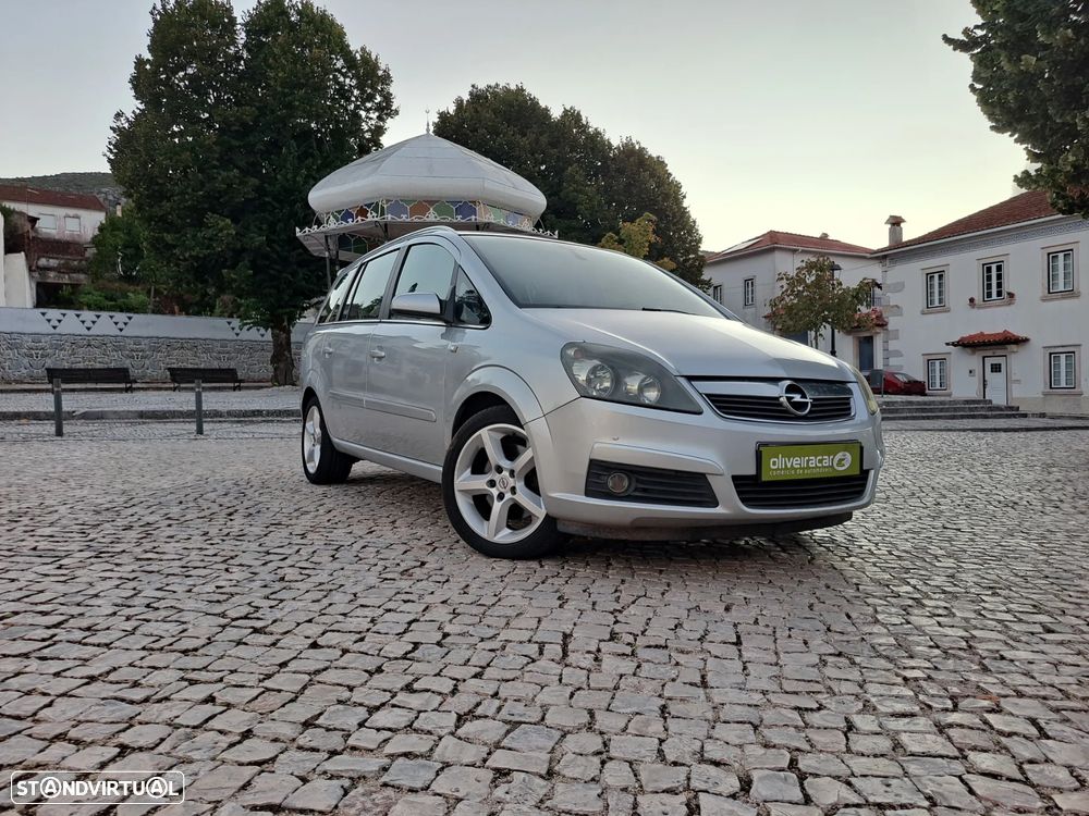 Opel Zafira 1.9 CDTI Cosmo - 9
