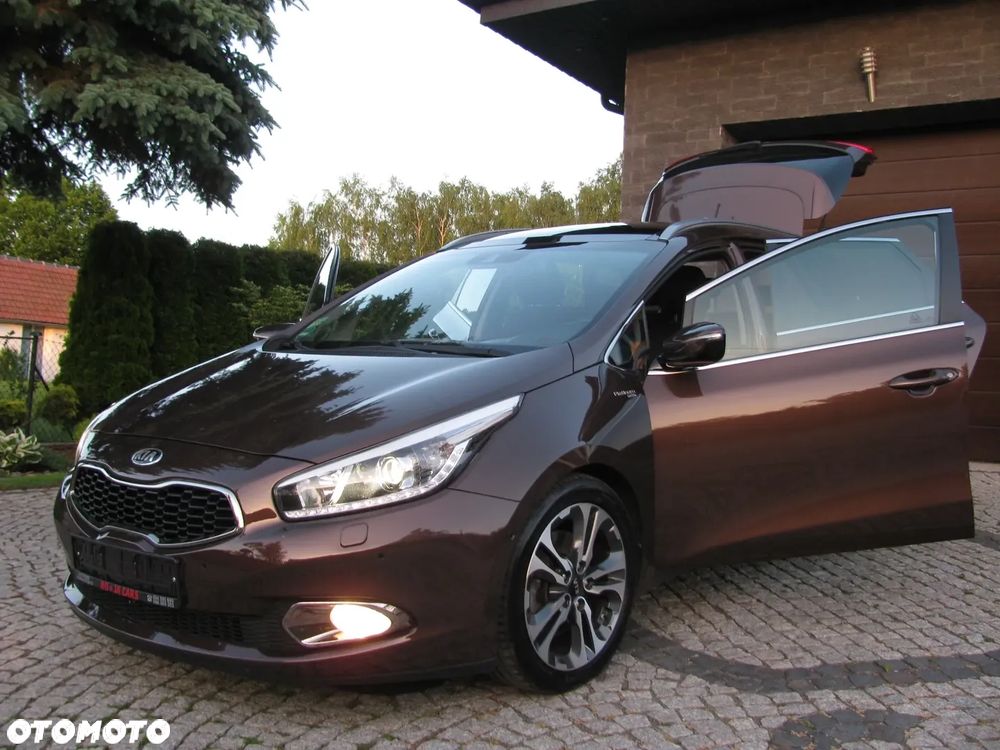 Kia Ceed 1.6 GDI DCT Platinum Edition - 11