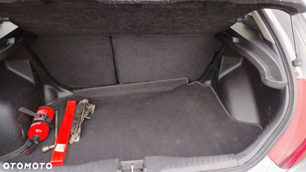 Honda Civic 1.4i S - 17