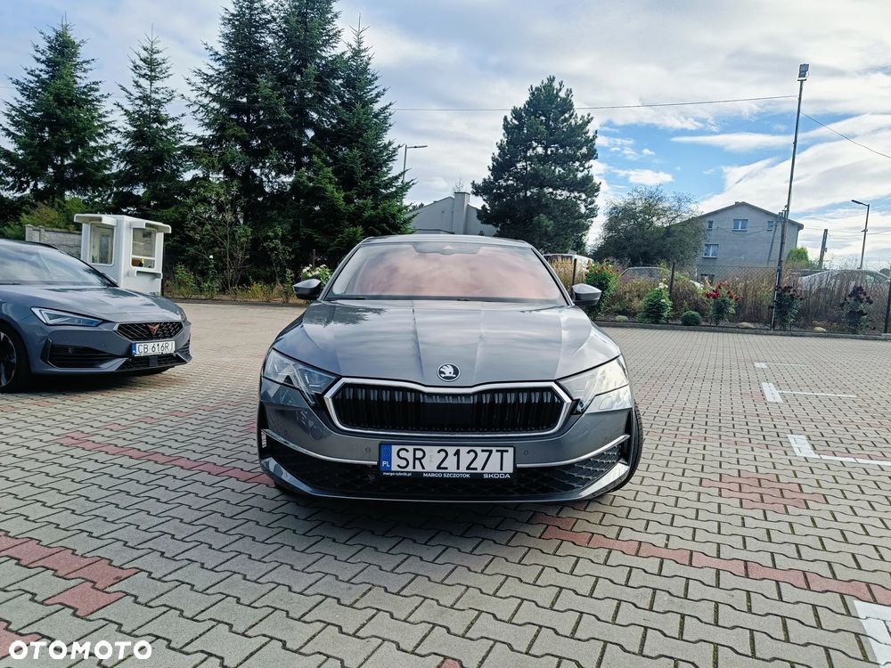 Skoda Octavia 2.0 TDI Selection DSG - 2