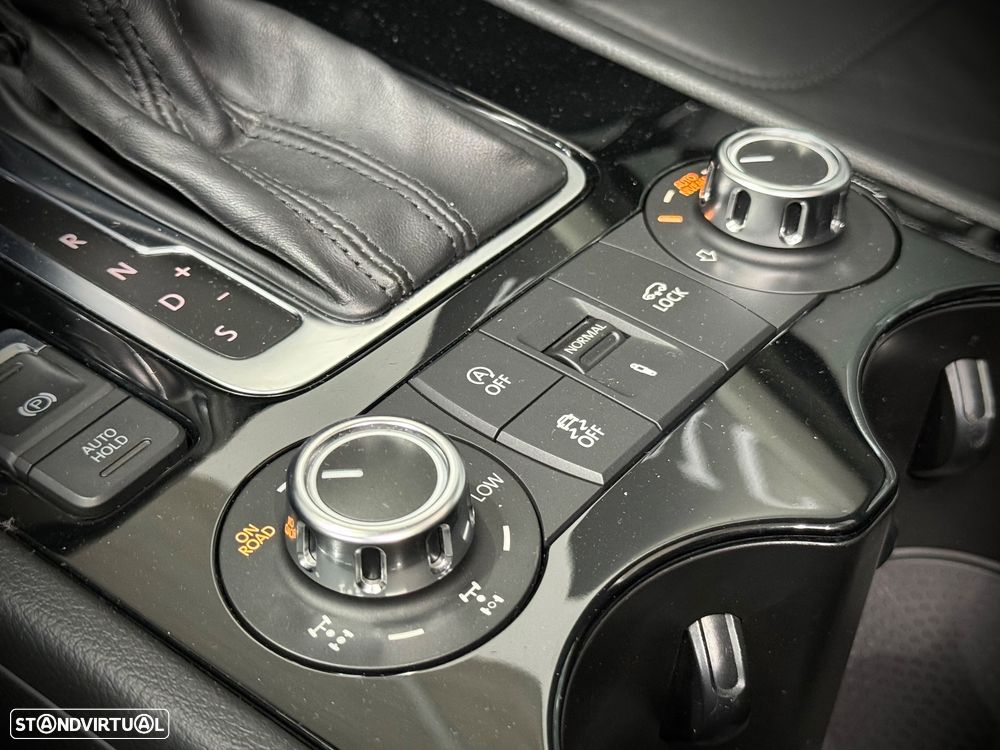 VW Touareg 3.0 TDI V6 Top Tiptronic - 14