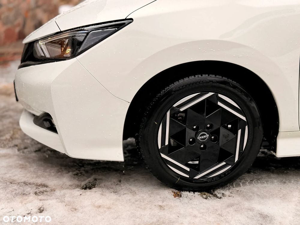 Nissan Leaf 40kWh Acenta - 12