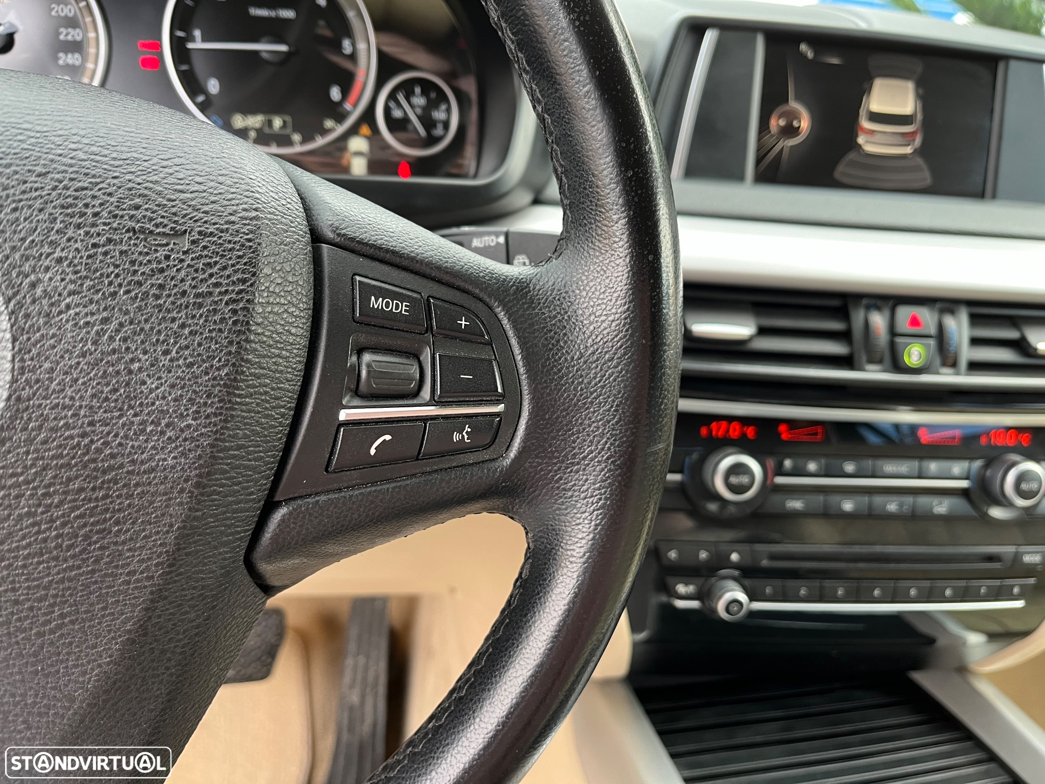 BMW X5 25 d sDrive Comfort 7L - 31