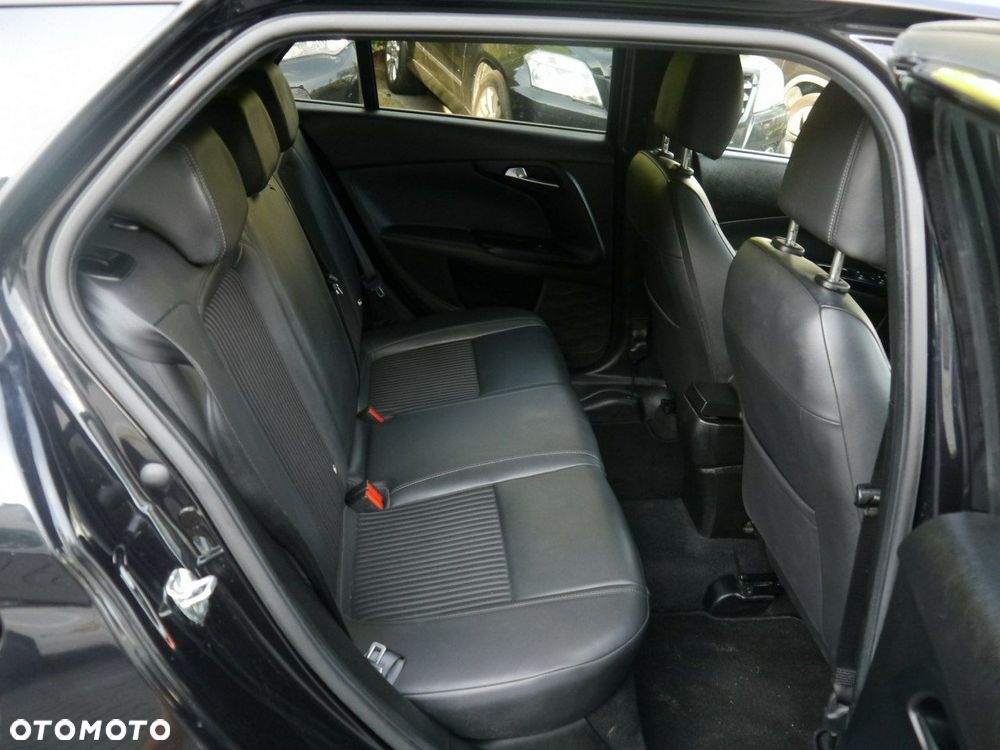 Fiat Tipo 1.6 MultiJet 16v Sport - 24