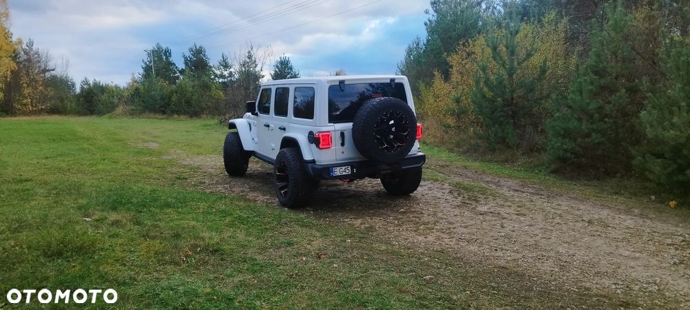 Jeep Wrangler - 6