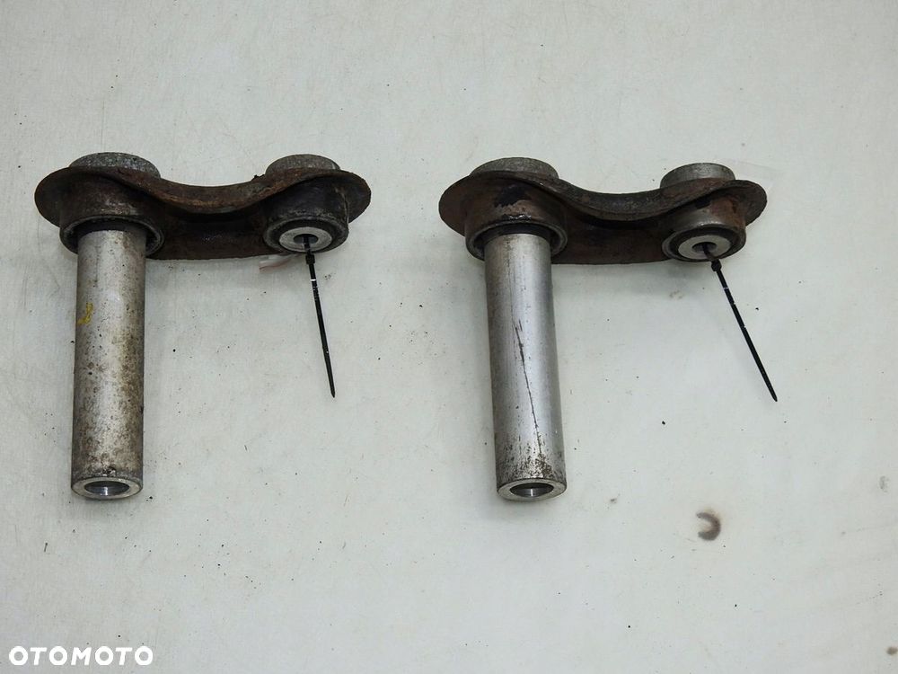 TULEJE WAHACZ ŁĄCZNIK TYŁ TYLNY BMW E61 2.5i - 5