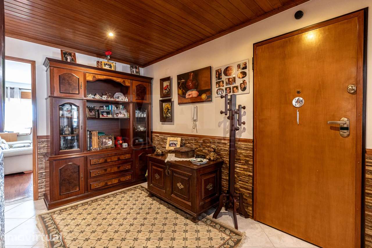 Apartamento T2 Av. de Fitares - Rinchoa - Rio de Mouro -Sintra - Grande imagem: 5/19
