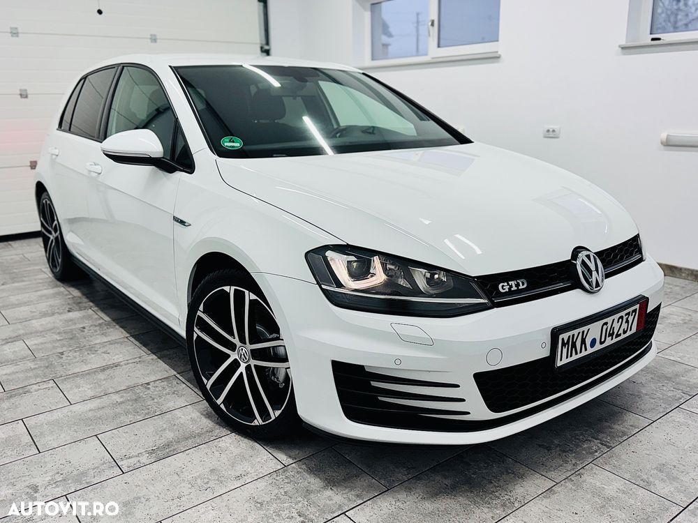 Volkswagen Golf GTD 2.0 TDI SCR DSG - 2