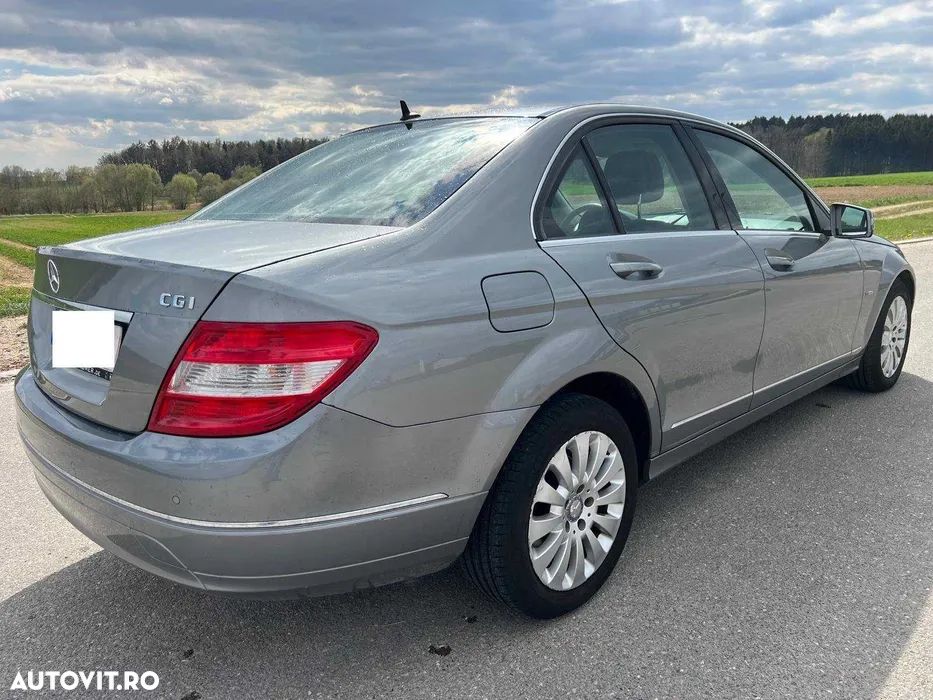 Mercedes-Benz C 180 CGI Automatik BlueEFFICIENCY Elegance - 3