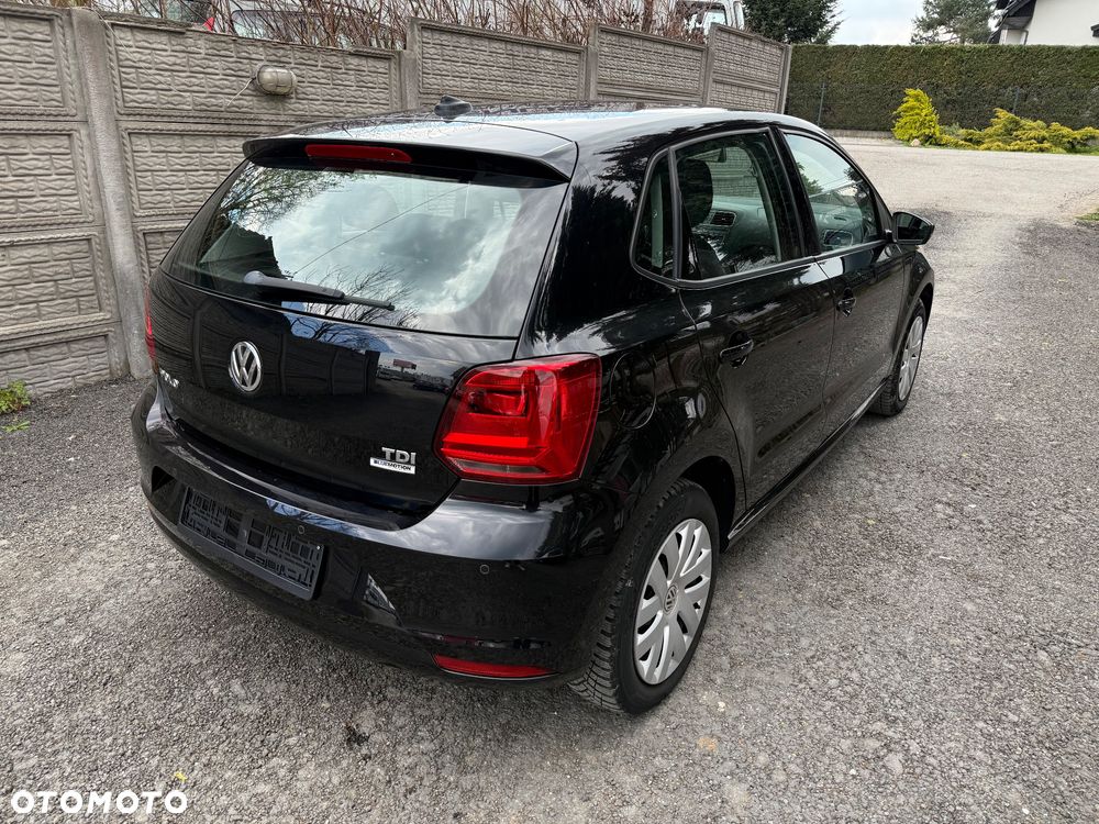 Volkswagen Polo 1.4 TDI (Blue Motion Technology) Comfortline - 11