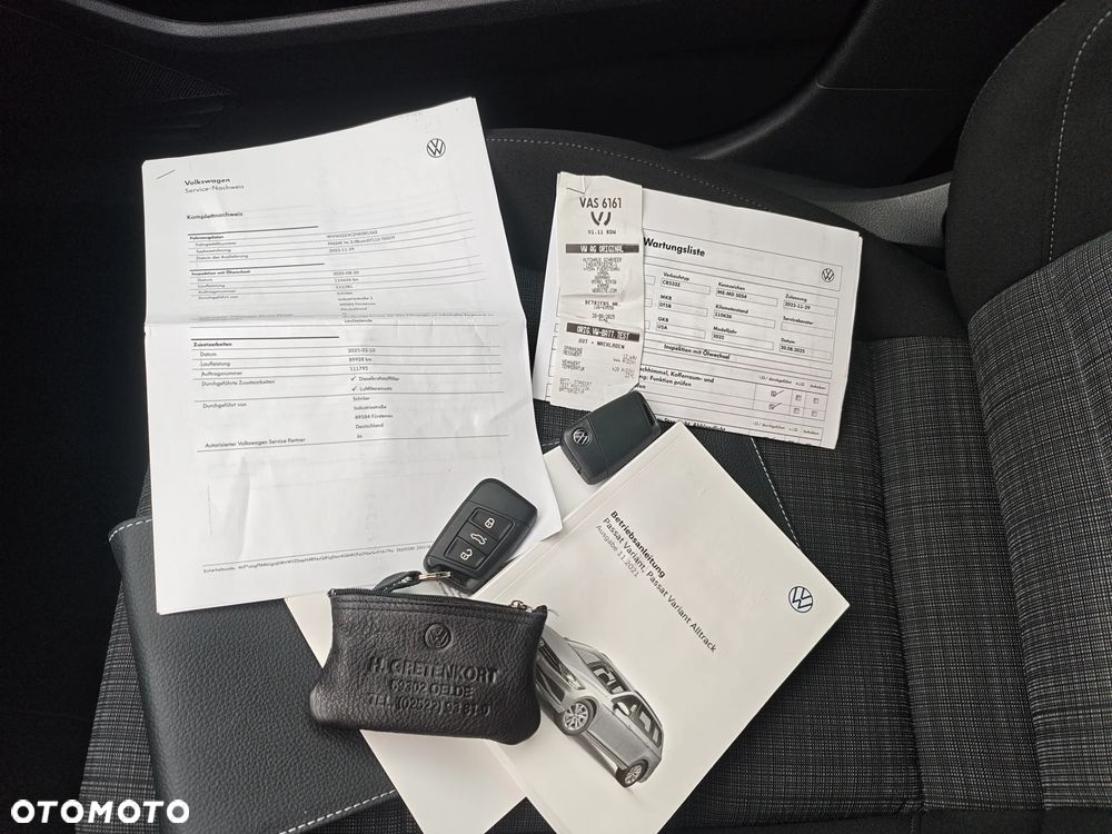 Volkswagen Passat 2.0 TDI EVO Elegance DSG - 23