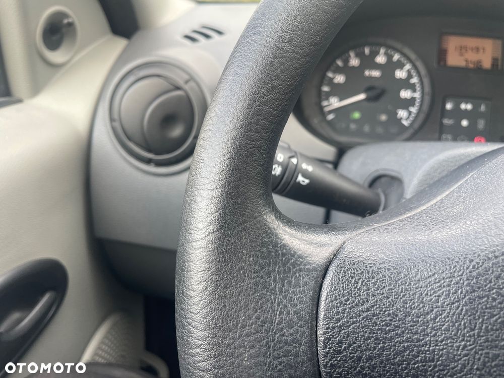 Dacia Logan 1.6 Ambiance - 14