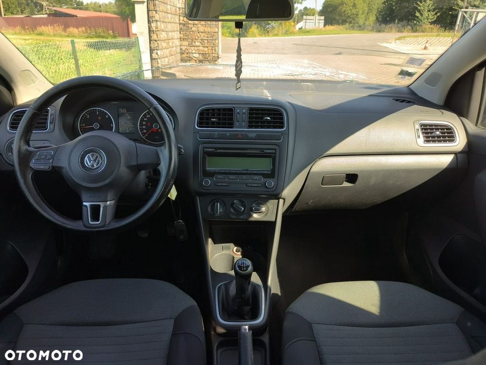Volkswagen Polo - 11