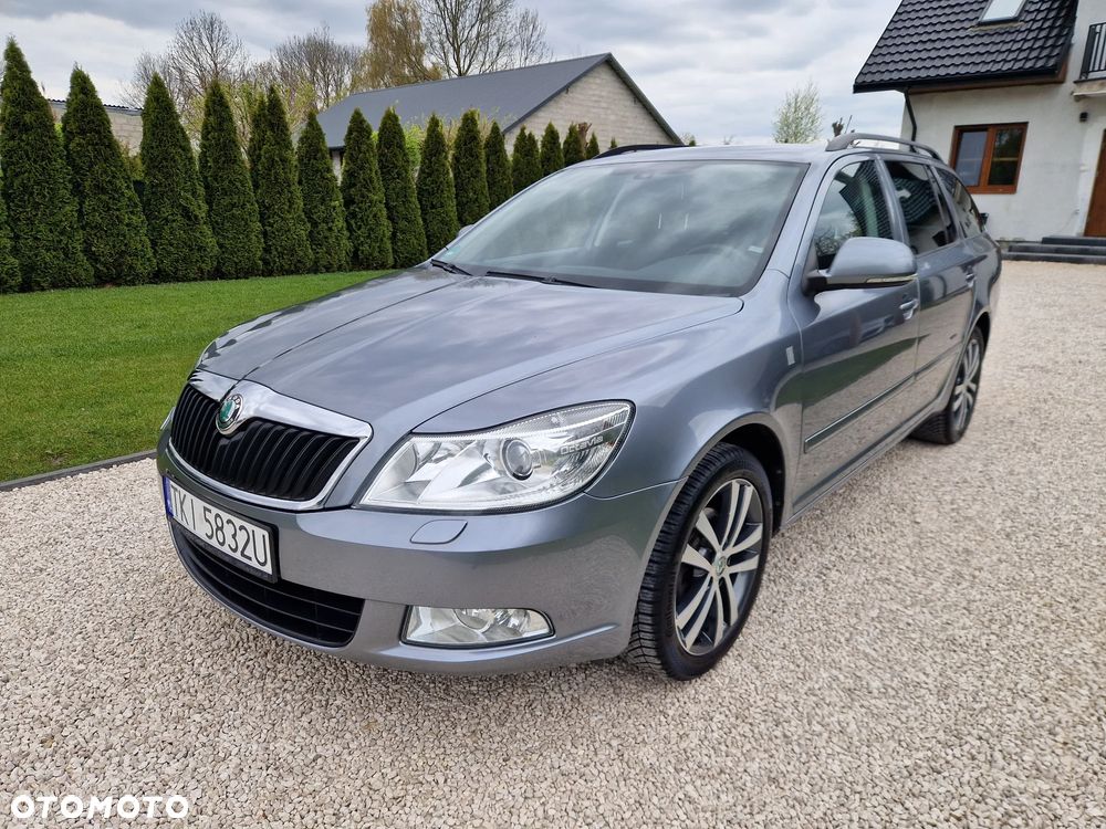 Skoda Octavia 1.8 TSI FAMILY - 12