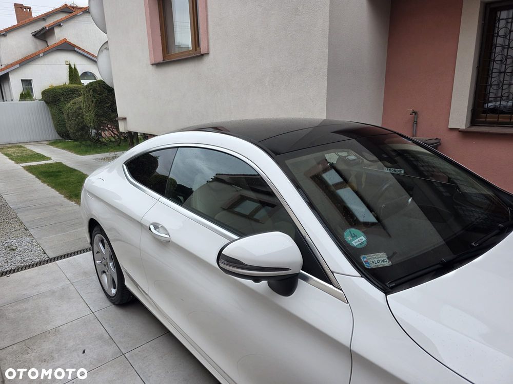 Mercedes-Benz Klasa C 200 4-Matic 9G-Tronic - 3
