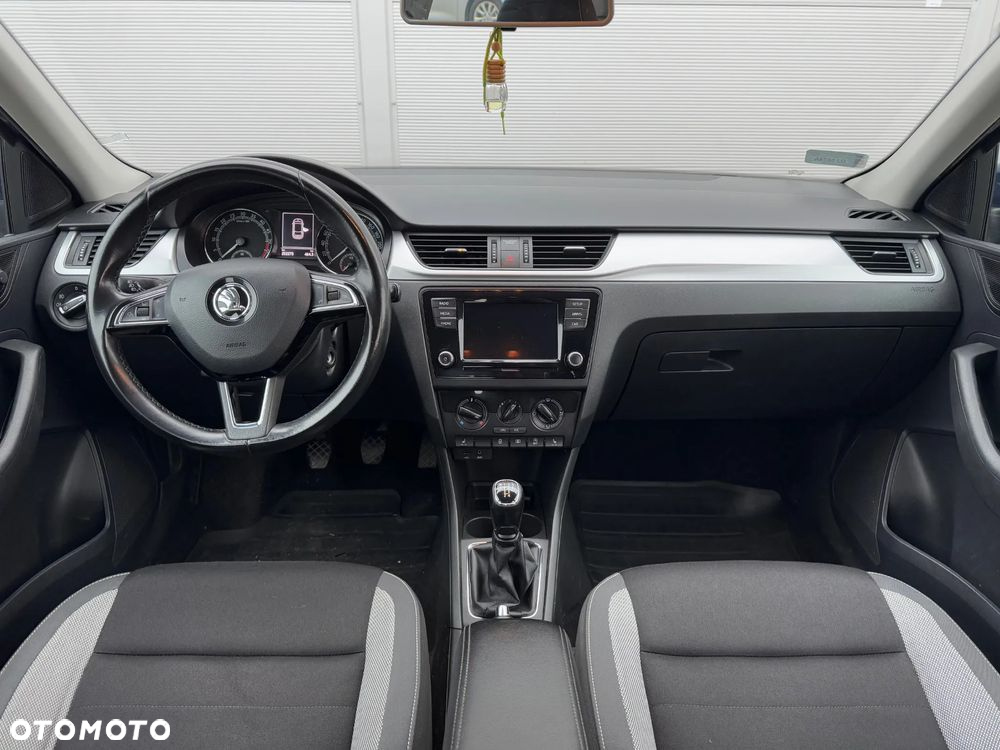 Skoda RAPID 1.6 TDI DPF Ambition - 5