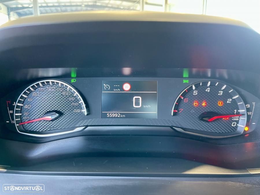 Peugeot 208 1.2 PureTech Active Pack - 12