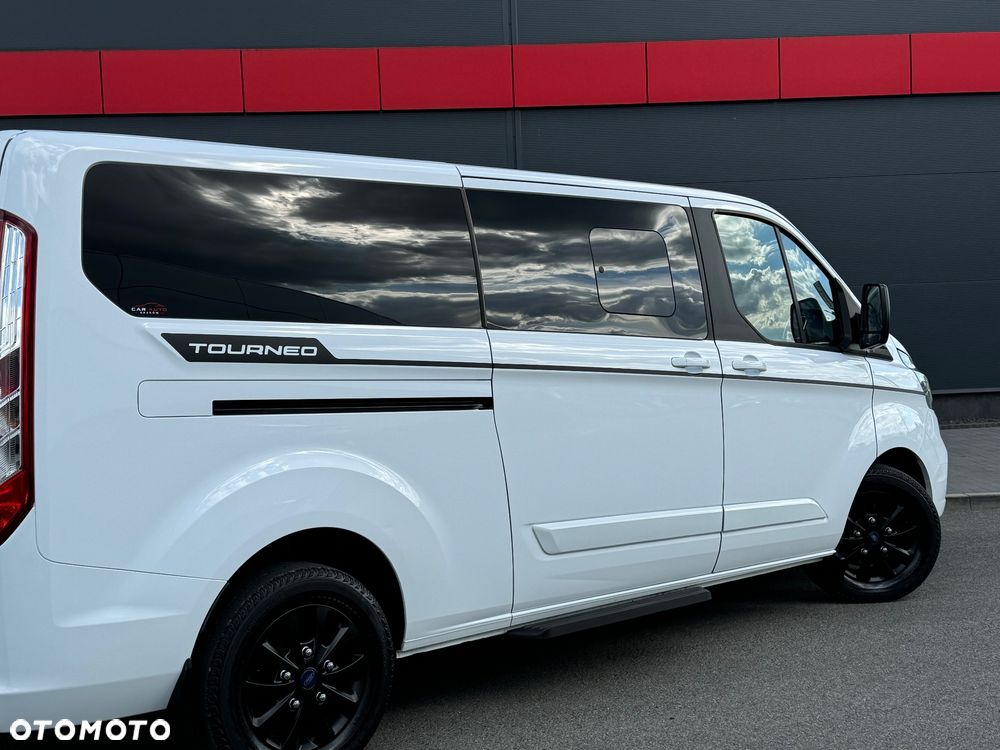 Ford Tourneo Custom 2.0 TDCi L2 Titanium SelectShift - 27
