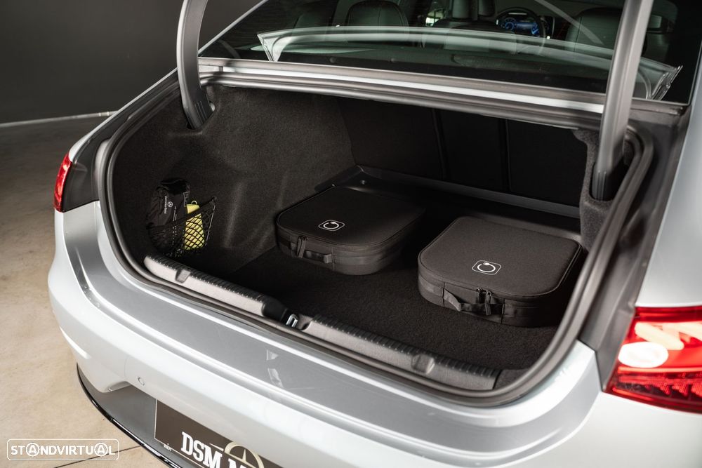 Mercedes-Benz EQE 300 Edition Electric Art - 49