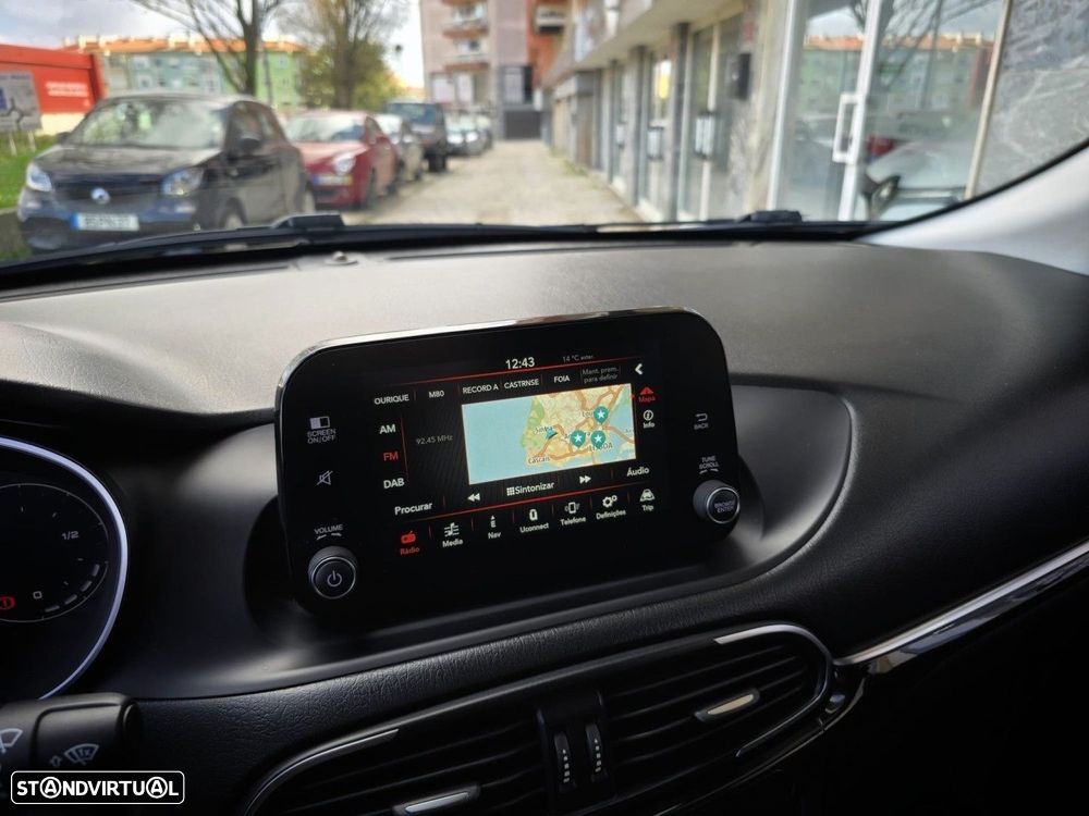 Fiat Tipo Station Wagon 1.0 GSE T3 City Life - 17