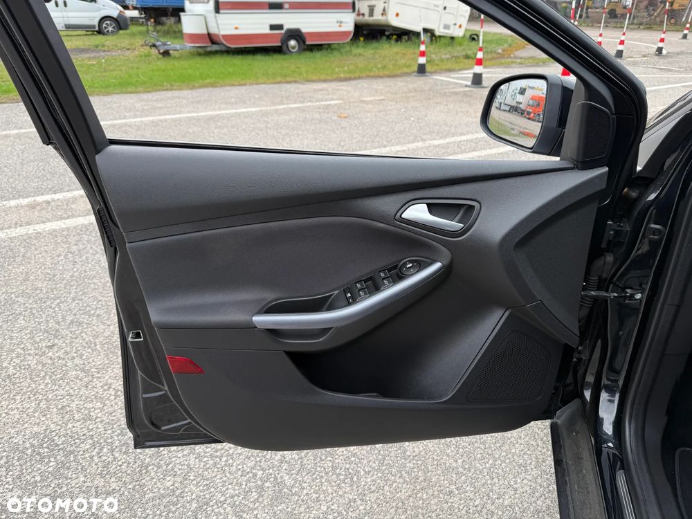 Ford Focus SW 1.0 EcoBoost Titanium - 21