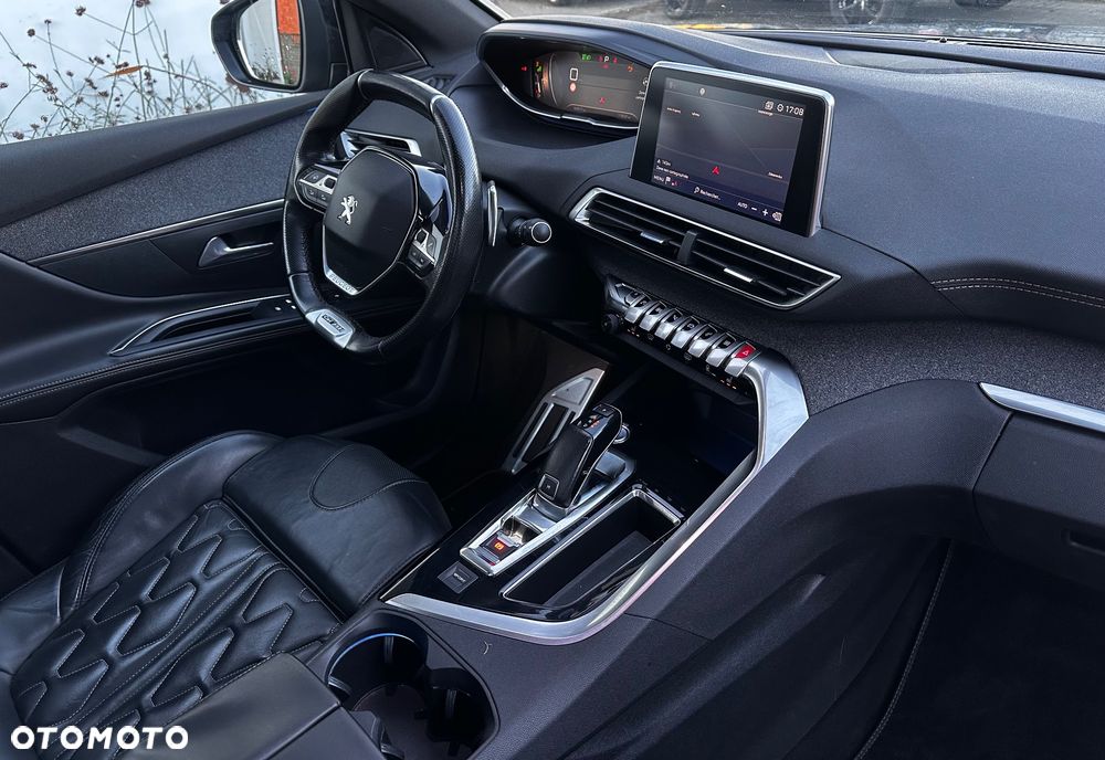 Peugeot 5008 BlueHDi 120 EAT6 Allure - 32