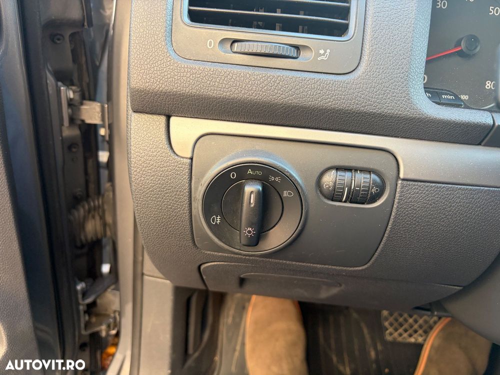 Volkswagen Golf 1.6 FSI Automatik Comfortline - 15